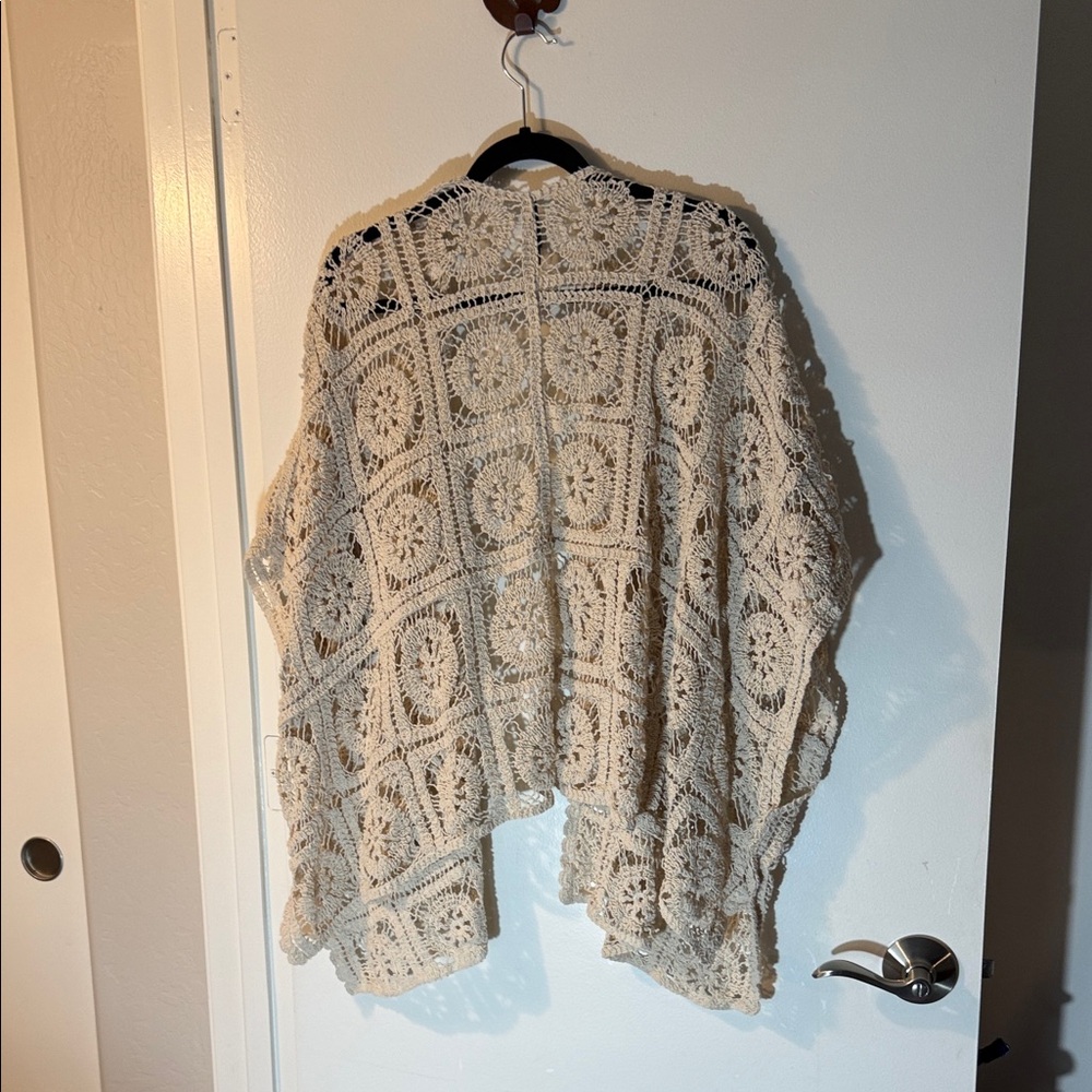 Torrid Cream Crochet Ruana - Picture 4 of 4